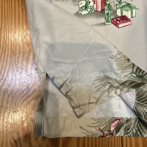 TOMMY BAHAMA Christmas Hawaiian Shirt Hula Girls Palms Guitars Decor Men's XL - Picture 12 of 16